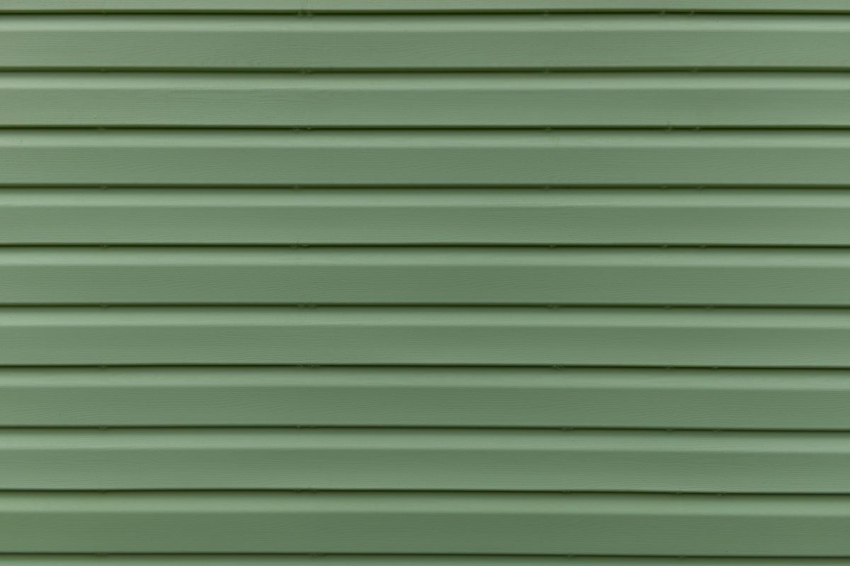 dark green siding